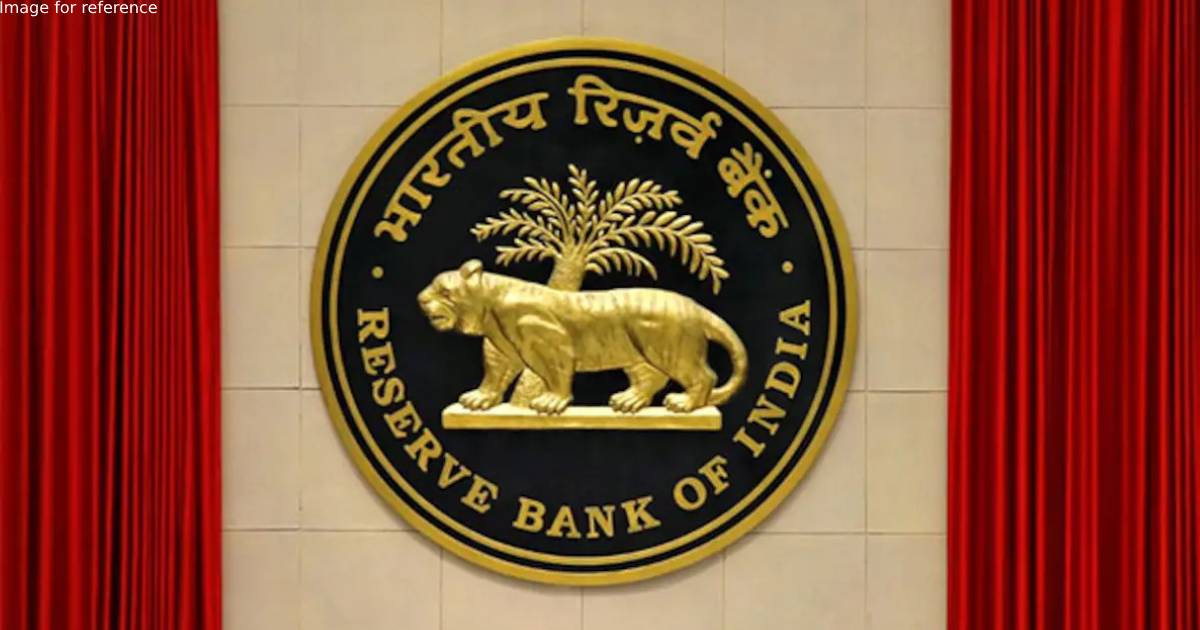 Centre re-nominates 4 independent directors on central board of RBI